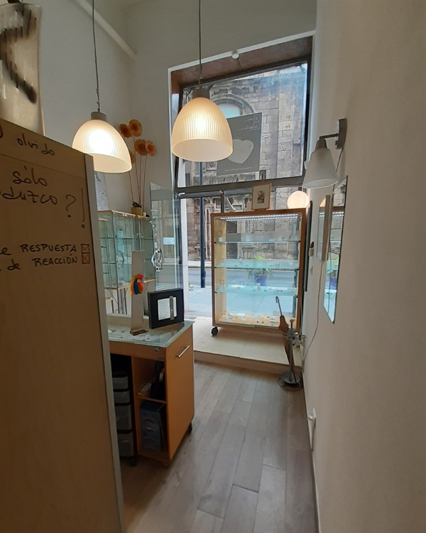 TIENDA DE ASUN AGUILERA EN GIJON, CALLE DE LA TRINIDAD