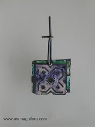 Colgante RETAZOS DE RECUERDOS - Pieza Única - Plata de Ley Mate y Esmaltes al Fuego