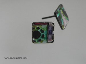 Pendientes RETAZOS de RECUERDOS. Plata de Ley Mate/Envejecida y Esmaltes al Fuego Mates- Vítreos. Piezas ünicas. Asun Aguilera