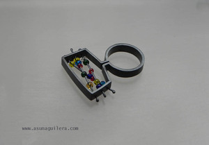 Anillo ESPERANDO AL AUTOBÚS. Plata de Ley envejecida y Abalorio de Cristal