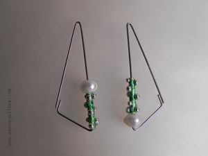 Pendientes TUBOS / BOLITAS / TRIÁNGULOS. Plata de Ley, Esmaltes al Fuego, Acero Inoxidable Quirúrgico. Colección TUBOS. Joyería Contemporánea Española