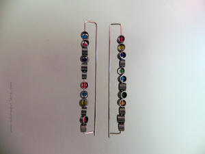 Pendientes TUBOS y COLORES. Plata de Ley envejecida, Abalorio de Cristal y Acero Inoxidable Quirúrgico