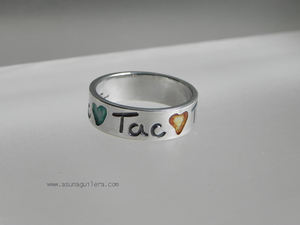 Anillo TIC-TAC/Estrecho. Plata de Ley y Esmaltes al Fuego. Joyería de Autor Española. Tienda en Gijón, Asturias, frente al Museo Barjola, Muelle/Ayuntamiento de Gijón