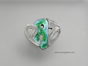 Colgante CORAZÓN PAZ. Plata de ley y Esmaltes al Fuego. Colección ECOLOGÍA Y VIDA