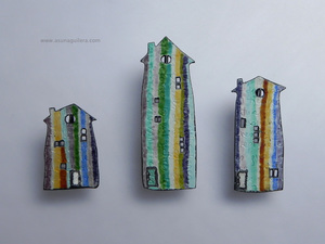 Colgante LA PIEL DE MI CASA/Pequeña. Plata de ley y Esmaltes al Fuego. Poema & Joyeria de Auto. Asun Aguilera, Tienda en Gijón