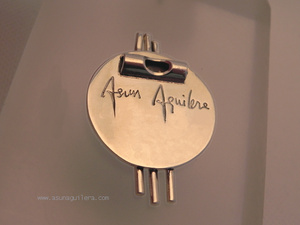 Colante JAPONÉS/ Redondo. Plata de ley y Esmaltes al Fuego. Colección JAPONESA. Asun Aguilera, Joyería Contemporánea de Autor