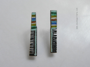 Pendientes ORGANICOS-2. Plata de ley envejecida & Esmaltes al Fuego. Joyería Contemporánea Española. Asun Aguilera, Joyería de Autor. Tienda en Gijón, calle de la Trinidad