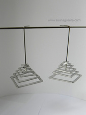 Pendientes GEOMETRÍAS/Aluminio. Aluminio, Acero Inox Quirúrgico y Plata de Ley. Joyería de Autor Española. Asun, Aguilera, Emociones hechas Joyas. Tienda en Gijón, calle Trinidad