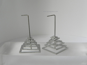 Pendientes GEOMETRÍAS/Aluminio. Aluminio, Acero Inox Quirúrgico y Plata de Ley. Joyería de Autor Española. Asun, Aguilera, Emociones hechas Joyas. Tienda en Gijón, calle Trinidad