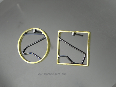 PENDIENTES EN PLATA DE LEY Y LATÓN