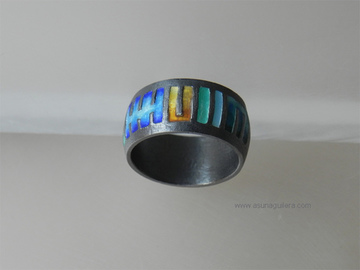 Anillo LÍNEAS Irregulares   70 €
